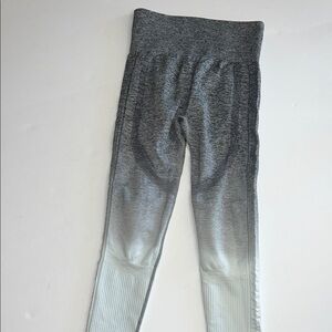 Unlisted Gray Ombre Leggings women’s size small